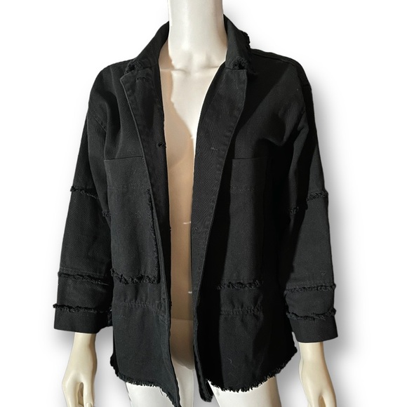 ZARA Black Frayed Raw Edge Oversized Denim Utility Trucker Shacket Jacket Coat M - Picture 1 of 7